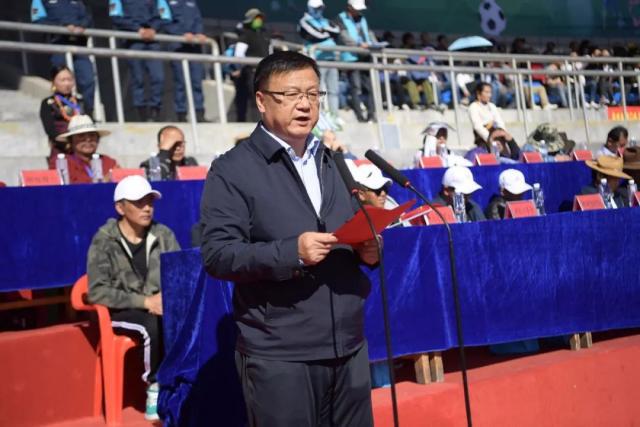 戈登的英超之路：转会巴萨能否逆袭？